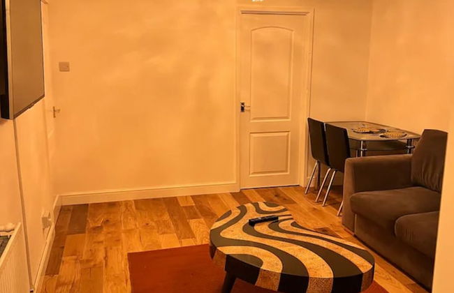 4 Guests - 10min Airport - N E C - Jaguar - Foto 10