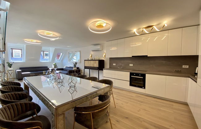 AB Ljubljana-The Princess Castle Triplex - Photo 14