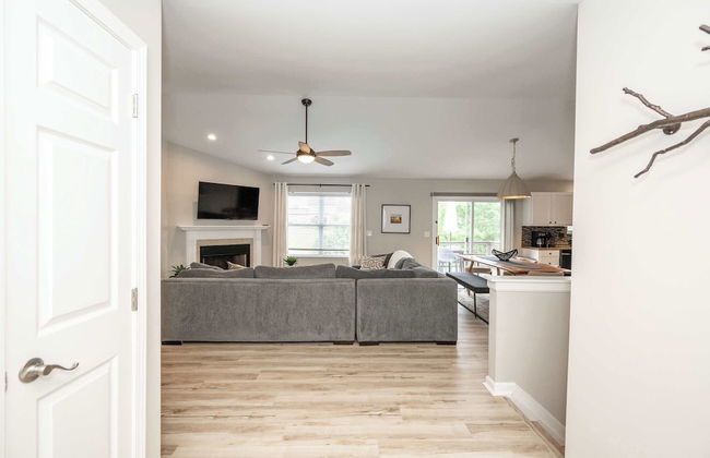 Poolside Paradise Near the Ark - Foto 28