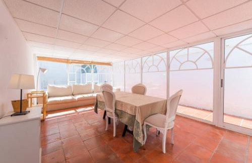 Lovely Estoril Corner near Beach, Casino & train - Foto 24