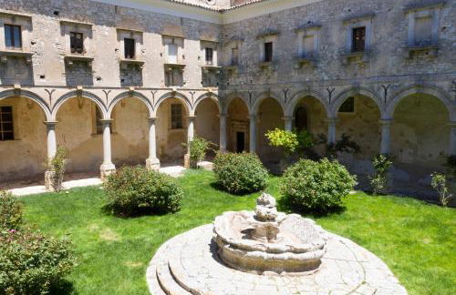 Abbazia Santa Maria del Bosco - Photo 45