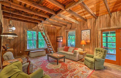 Rustic Cabin in the Woods: 2-acre Fishing Pond - Foto 10