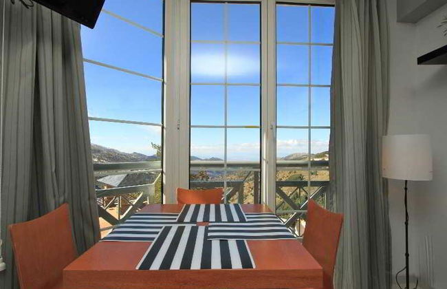 Inside Plaza Sierra Nevada - Foto 31