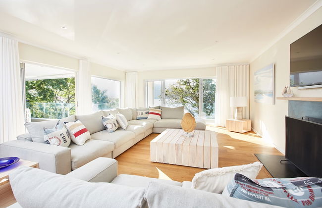 Number Eleven Self Catering Villa - Foto 10