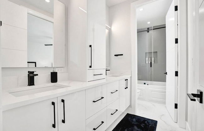 4BR w htd Pool Walk to Las Olas 5mins to Beach - Foto 26