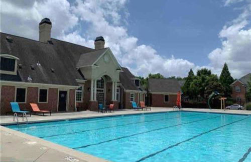 Charming MultiLevel 4 bedroom Townhouse - Foto 13