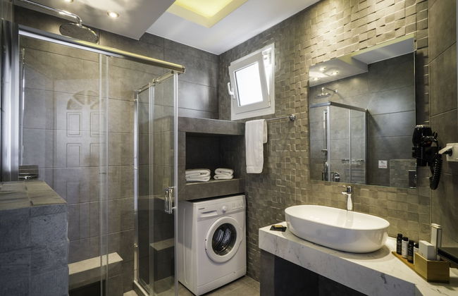 Talos Luxury Suites - Photo 66