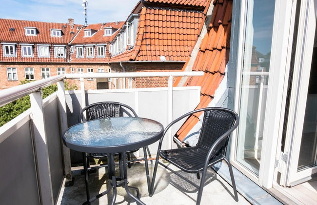 Nice 2-bed in Hellerup w Balcony - Foto 9