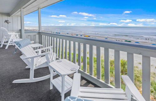 Oceanfront Condo with Pool Access in Surfside Beach! - Foto 1