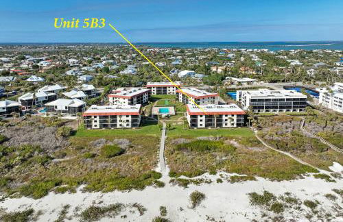 1BR 3rd floor Sanibel condo with endless ocean views 5B3 - Photo 12