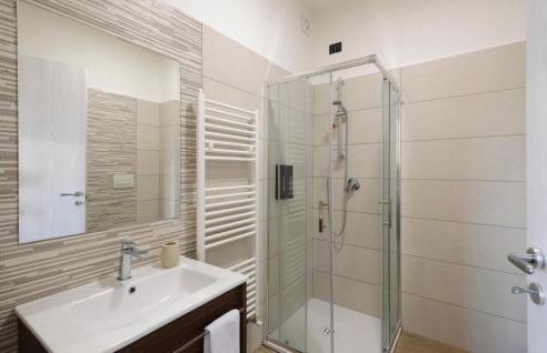 Beautiful Apartment In Moscufo - Foto 28