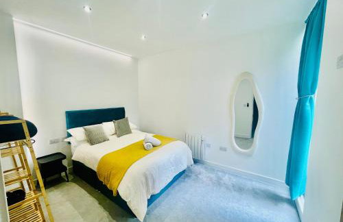 Brand-New Modern 2 Bed Room Apart ment With FREE Parking - Foto 8
