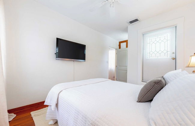 Las Olas Oasis by Avantstay Minutes to the Beach + Hot Tub - Foto 32