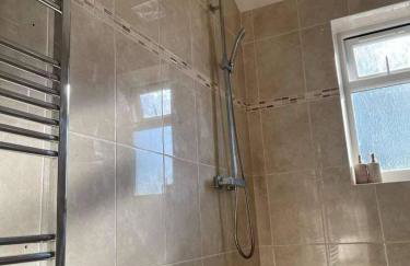 Cottage in Synod Inn with Hot Tub - Foto 14