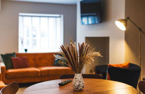 Cathys Cottage, Sun Trap Patio, Modern 3 Bed, Central, Parking - Photo 35