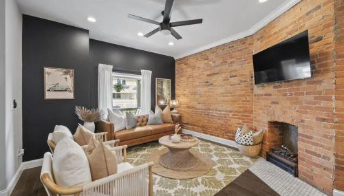 Hanford House w Hot Tub,Sauna,Bar - Foto 1