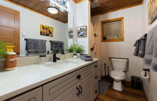 NWPADS-Verlot River Cabin - Hot Tub-Firepit-Beach - Foto 11