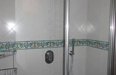 Francesca House - Photo 21