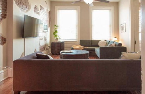 Charming Cozy & Convenient STL Gem ABODEbucks - Foto 29