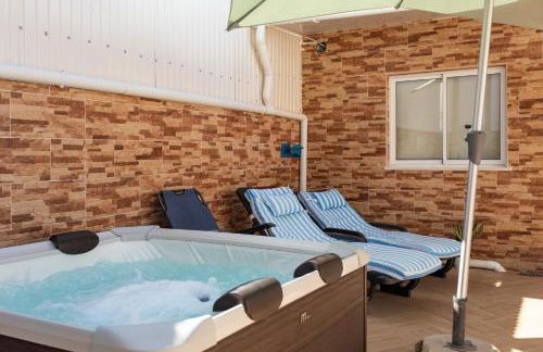 Zurrinha Holidays With Jacuzzi - Foto 37