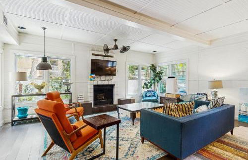 Dog-Friendly Cottage by the Beach with Private Pool, Pool Spa, & Free WiFi - Foto 3