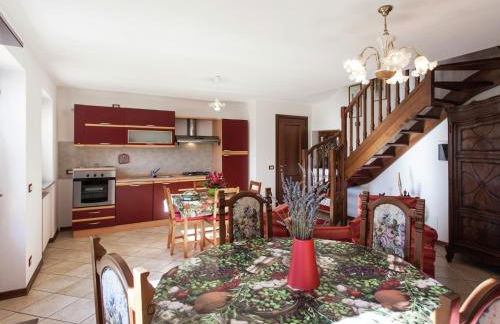 Apartment in Netro with Balcony and Views - Foto 12