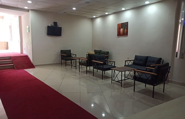 Alasraf Suit - Photo 3