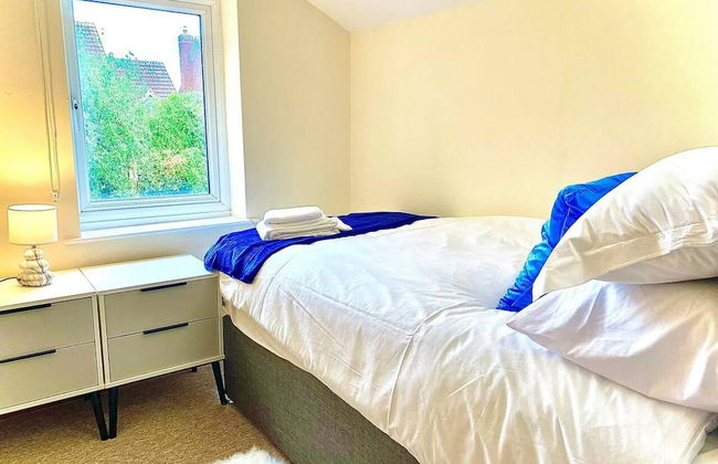 Stunning 3-bed House in Bedford, Quiet Location - Foto 6