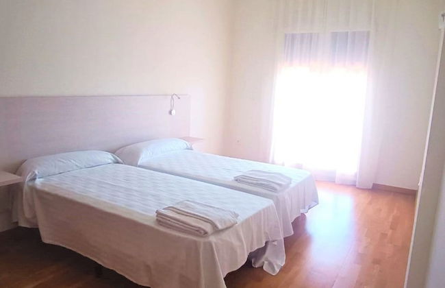 Lovely Apartment in Almeria With Garden - Photo 7