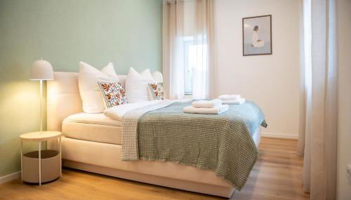 1 BR Bungalow - 1 Schlafzimmer - große Terrasse - Café - Sekt - an den Weinbergen - Foto 2, towels