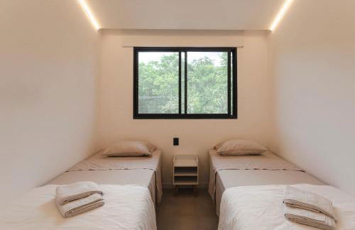 Luxury House in Gated Community with Pool near Beaches! - Foto 12