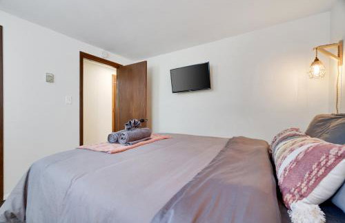 Camp Cedar:7 miles to Camelback, 5 to Kalahari! - Photo 13