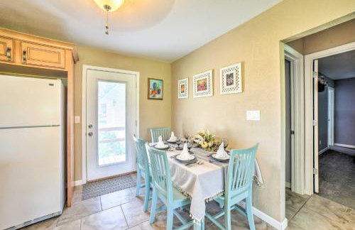 Bloomington Family Home - Private Deck and Yard - Foto 11