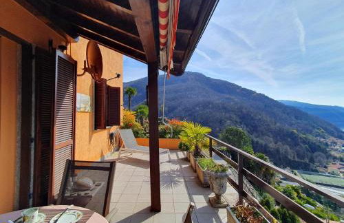 Holiday Home in Maccagno with Pool - Foto 18