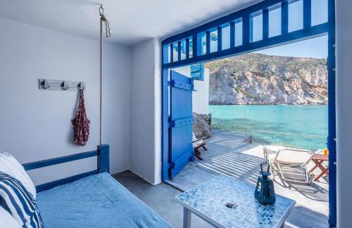 Aquanis Anchored, sea front house, Firopotamos - Foto 27