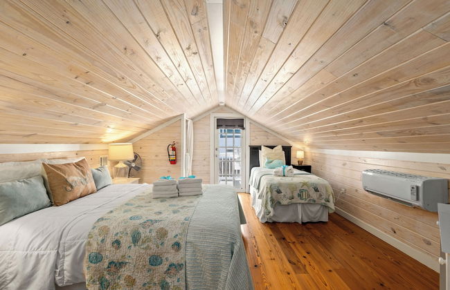 Cute Beach Cottage Steps to the Beach! Panama City Beach, FL! - Foto 8