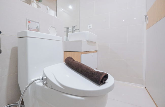 Homey And Comfortable Studio Apartment At Daan Mogot City - Photo 20