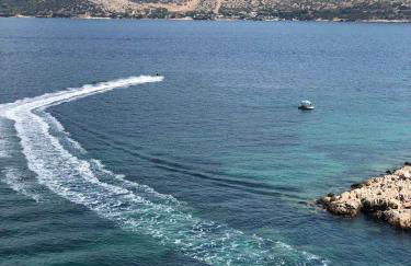 Seaview 2nd flr. apt. next to the beach, wifi,a/c,p/c media. - Foto 13