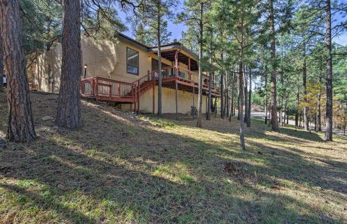 All-Season Alto Getaway with Fire Pit and Deck! - Foto 2