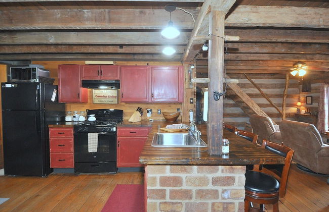 Pondview Cabin - Log Cabin Retreat - Foto 8