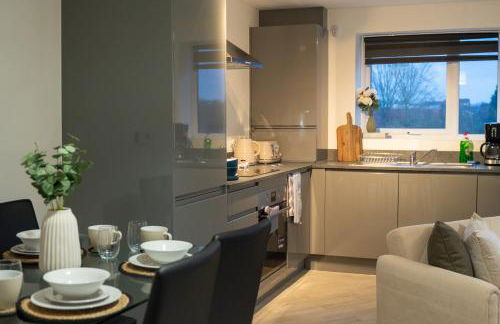 Glory Homes- City centre apartment , sleeps 7 with parking & WiFi - Foto 11