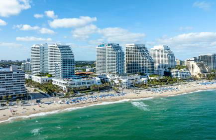 Luxury Corner 1 BR W Residence with Fantastic Intercoastal Views, Pool & Hot tub - Foto 30