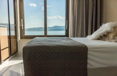 Presidential Beach Villa - Photo 34