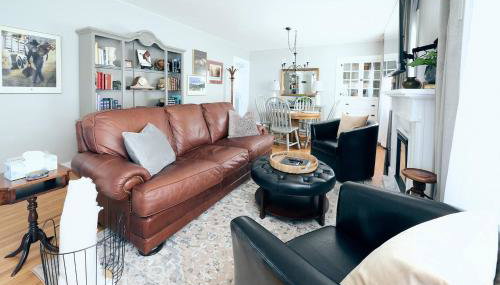 Elegant Escape 2 blocks to Historic downtown - Foto 3