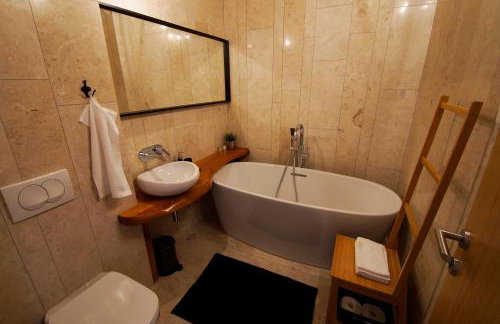 Villa Pietra - Photo 20