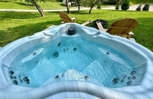 Romantic King Bed, Heart Shaped Hot Tub, Fire Pit - Foto 8