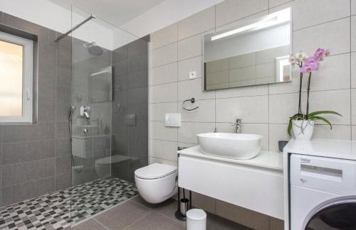 Villa Antonia with heated pool - Foto 15