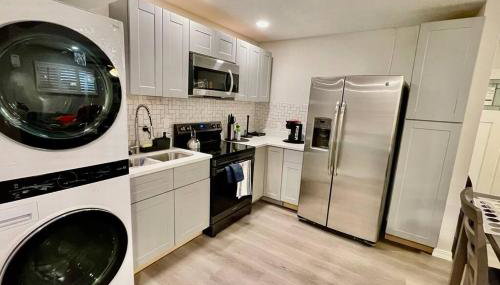 Apartment A, Restful,Cozy, close Sunland Park Mall - Foto 5, stove