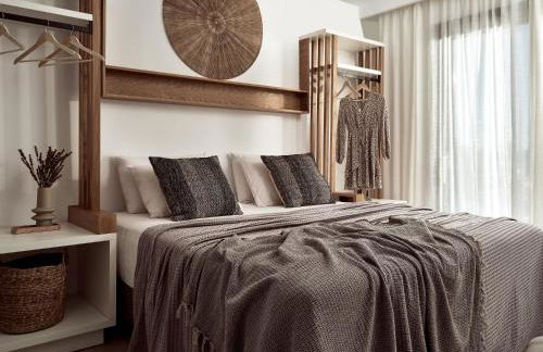 Estelle Villa, a Flamboyant Escape with Pool, By ThinkVilla - Foto 30