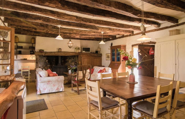 Farmhouse With Private Pool, Large Garden and Playground - Foto 34